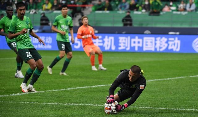 九游平台-国安队4轮不胜只进3球 韩佳奇6次扑救拯救御林军