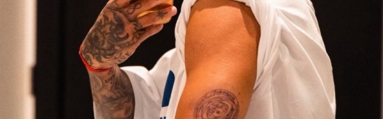 九游-恩佐将切尔西世俱杯荣耀永久铭刻，臂间奖杯纹身见证历史时刻