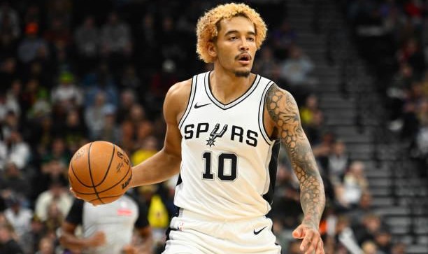 只是训练而已！马刺锋线新星在菲尼克斯训练，他并不会加盟太阳？