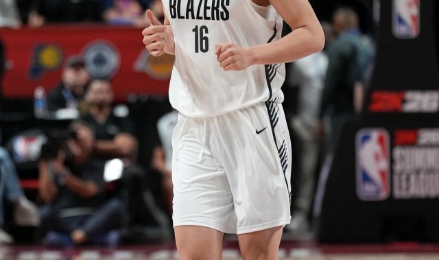 九游娱乐城-如何防守小阵容？杨瀚森：我要去调整和适应 这是我成长的一部分