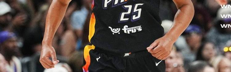 九游-艾莉莎-托马斯单季八次三双刷新WNBA历史纪录，荣膺三双女王！