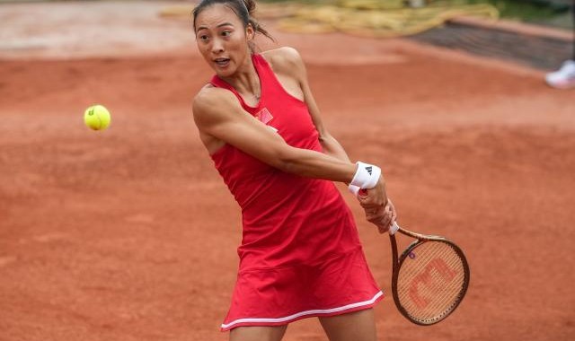 郑钦文进入身心双重低谷 需忘掉澳网按下重启键