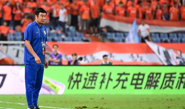 1-1！泰山战平天津，热身赛两轮不胜，外援中卫自由身加盟西乙