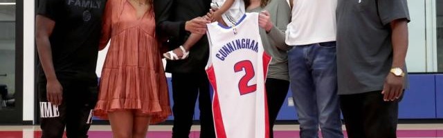 在线娱乐-坎宁安感受底特律独有的爱，活塞有了真正的领袖