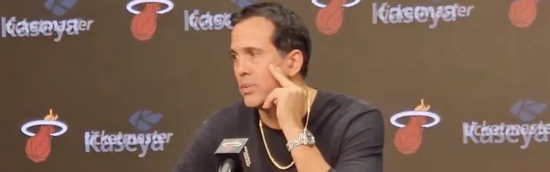 官方网站-斯波谈布克：他今年比以往更加渴望胜利，做了很多脏活累活