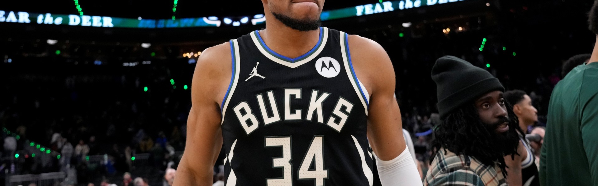 九游平台-Shams：字母哥坚持要归队 他想尽一切努力带领球队进入季后赛