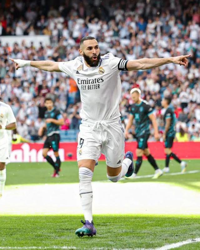 1682806225786022990.jpg 1682806202.jpg